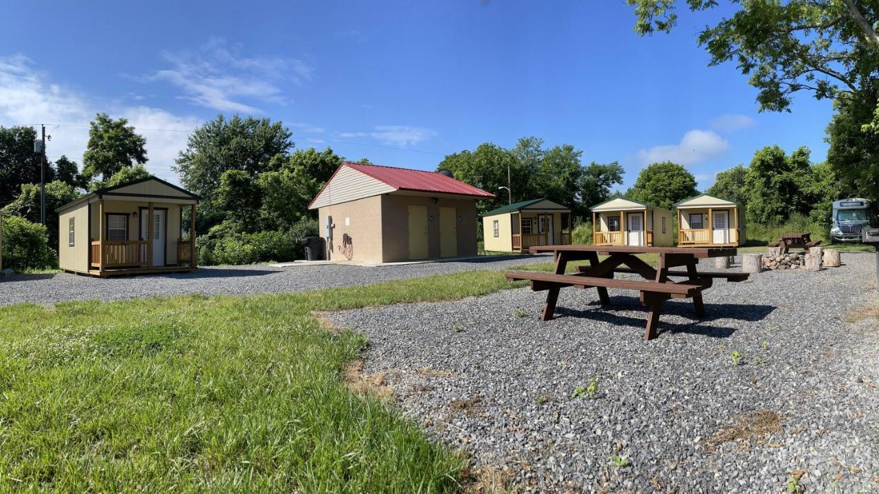 Canal Cabins Paw Paw Экстерьер фото
