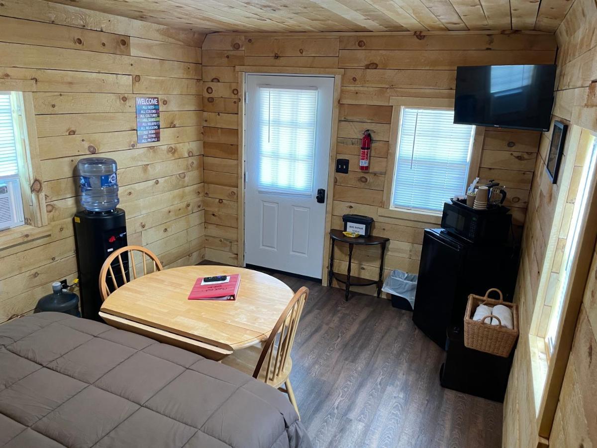 Canal Cabins Paw Paw Экстерьер фото