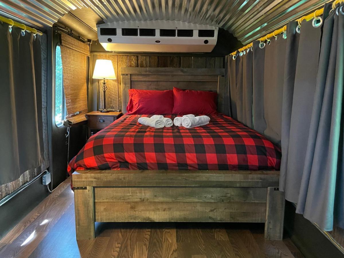 Canal Cabins Paw Paw Экстерьер фото